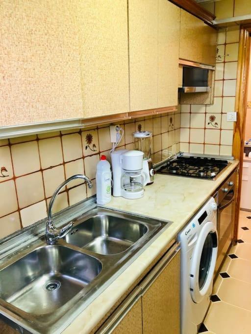 Acogedor Apartamento Muy Cerca Del Centro Appartement Puertollano Buitenkant foto