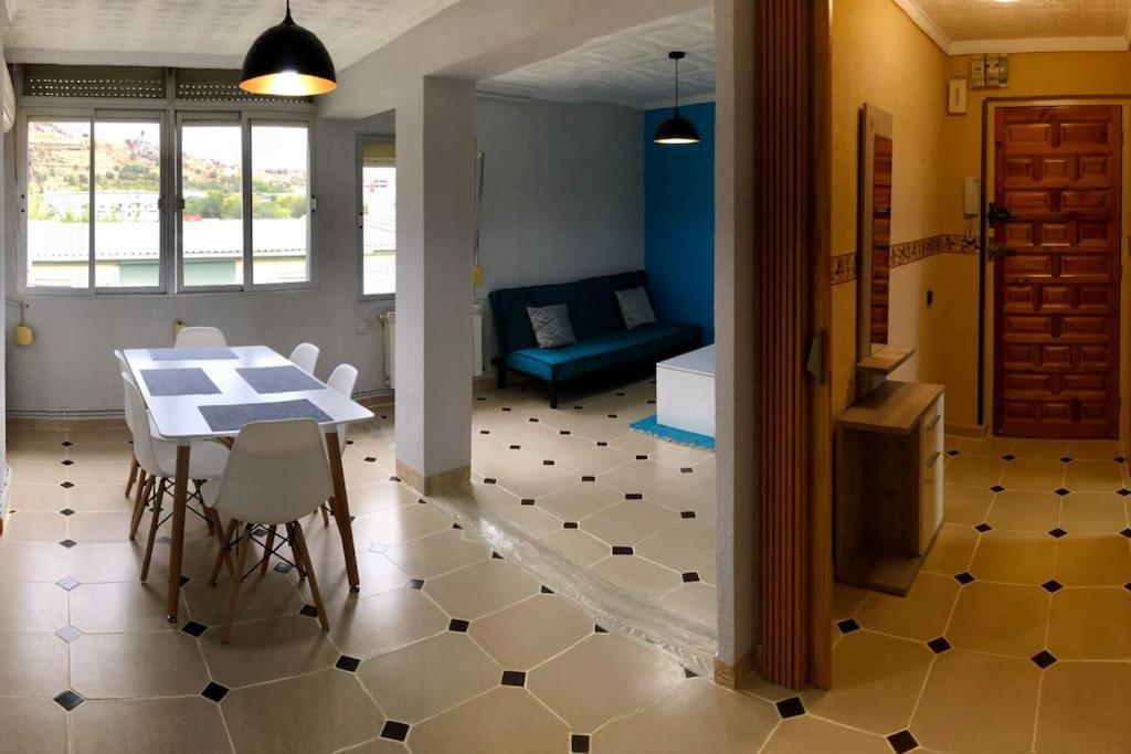 Acogedor Apartamento Muy Cerca Del Centro Appartement Puertollano Buitenkant foto